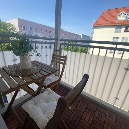 Charming Apartment - Balcony - Wifi - Kitchen 马格德堡 外观 照片